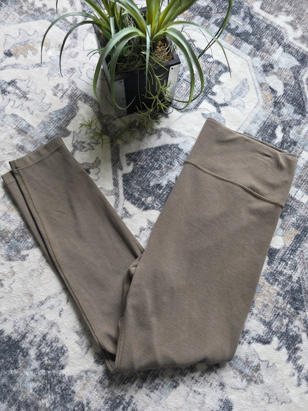 Athleta Intuition Tight Neutral Brown Active Leggings Large